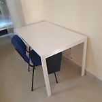 Szymborska Stradomska 5 *